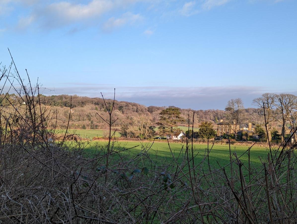 Broadrock Accommodation - Clock Cottage Chepstow Exterior foto